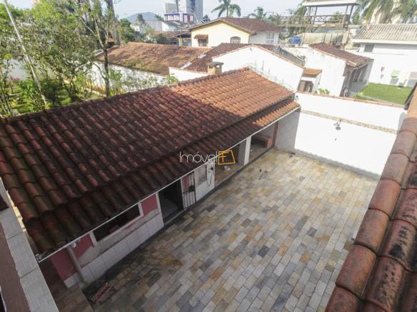 Casa para Venda e locação com 5 dormitórios, em Massaguaçu com 1350m²