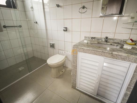 Casa para Venda e locação com 5 dormitórios, em Massaguaçu com 1350m²
