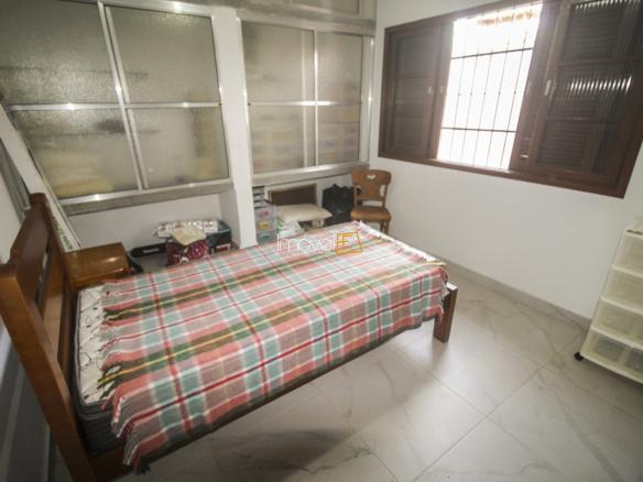 Casa para Venda e locação com 5 dormitórios, em Massaguaçu com 1350m²