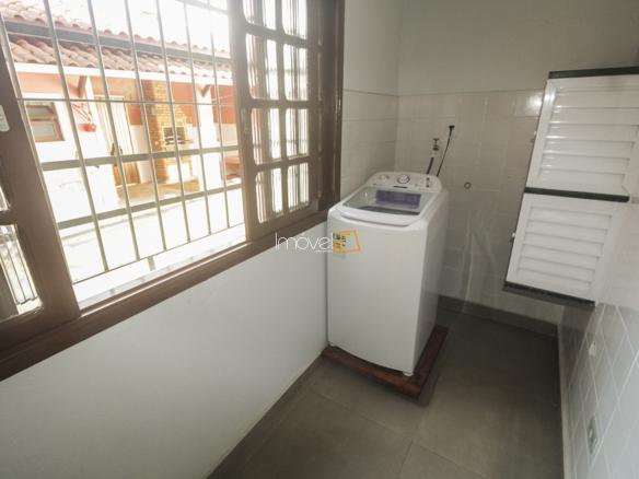 Casa para Venda e locação com 5 dormitórios, em Massaguaçu com 1350m²