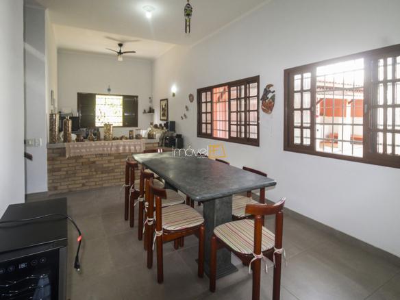 Casa para Venda e locação com 5 dormitórios, em Massaguaçu com 1350m²