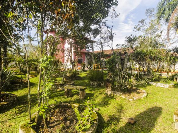 Casa para Venda e locação com 5 dormitórios, em Massaguaçu com 1350m²