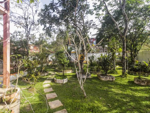 Casa para Venda e locação com 5 dormitórios, em Massaguaçu com 1350m²