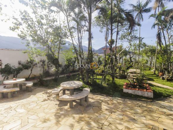 Casa para Venda e locação com 5 dormitórios, em Massaguaçu com 1350m²