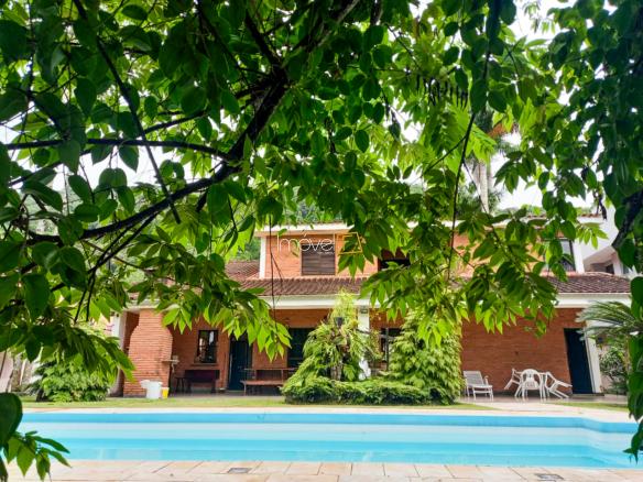 Casa à locação no Condomínio Costa Verde Tabatinga com 4 suítes e 800m², na Praia da Tabatinga