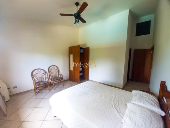 Casa à locação no Condomínio Costa Verde Tabatinga com 4 suítes e 800m², na Praia da Tabatinga