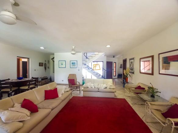 Casa à locação no Condomínio Costa Verde Tabatinga com 4 suítes e 800m², na Praia da Tabatinga