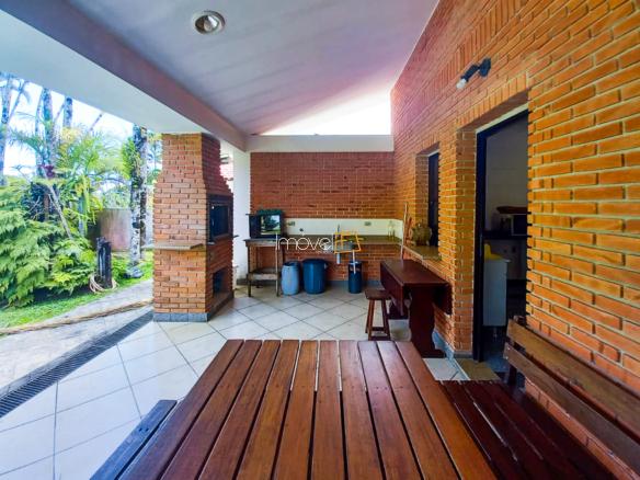 Casa à locação no Condomínio Costa Verde Tabatinga com 4 suítes e 800m², na Praia da Tabatinga