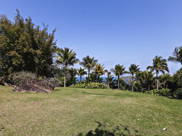 Casa em Ilhabela com 7 suítes, Borrifos com 1.003,41m²