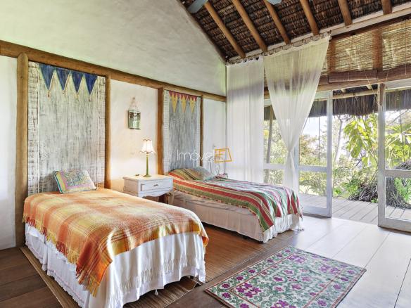 Casa em Ilhabela com 7 suítes, Borrifos com 1.003,41m²