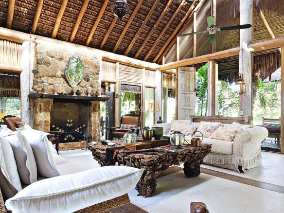 Casa em Ilhabela com 7 suítes, Borrifos com 1.003,41m²