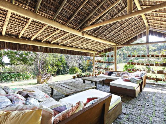 Casa em Ilhabela com 7 suítes, Borrifos com 1.003,41m²