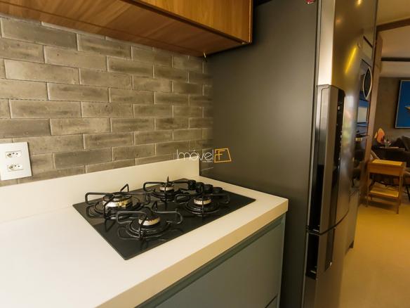 Apartamento à Venda no Condomínio Costa Verde Tabatinga, Piazza Porto Fino com 2 suítes e 64m²