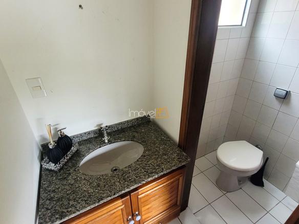 Casa à Venda Condomínio Costa Verde Tabatinga com 4 quartos e 198 m² de área construída em um amplo terreno de 500 m²