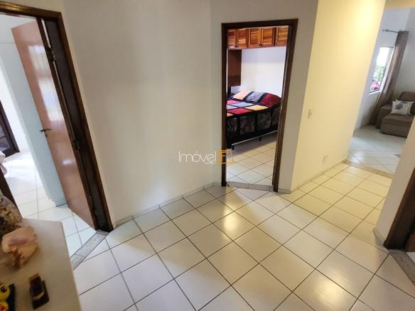 Casa à Venda Condomínio Costa Verde Tabatinga com 4 quartos e 198 m² de área construída em um amplo terreno de 500 m²