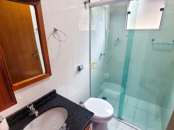 Casa à Venda Condomínio Costa Verde Tabatinga com 4 quartos e 198 m² de área construída em um amplo terreno de 500 m²