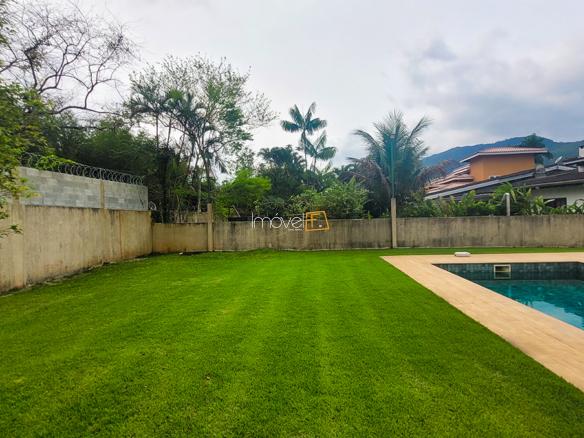 Casa à Venda Condomínio Costa Verde Tabatinga com 4 quartos e 198 m² de área construída em um amplo terreno de 500 m²