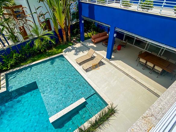 Casa à Venda Condomínio Costa Verde Tabatinga com 8 suítes, 60 metros da praia e 698,93m²