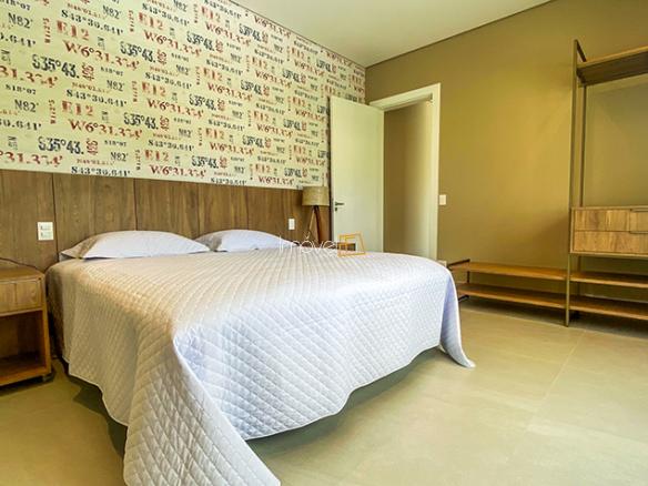 Casa à Venda Condomínio Costa Verde Tabatinga com 8 suítes, 60 metros da praia e 698,93m²