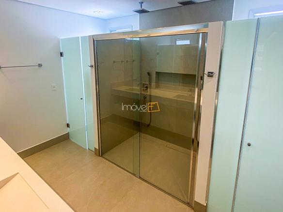 Casa à Venda Condomínio Costa Verde Tabatinga com 8 suítes, 60 metros da praia e 698,93m²