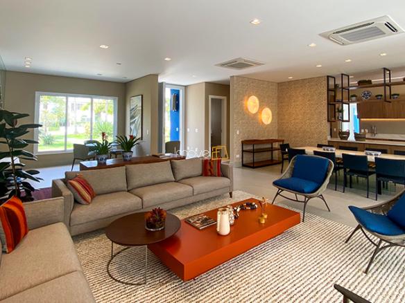 Casa à Venda Condomínio Costa Verde Tabatinga com 8 suítes, 60 metros da praia e 698,93m²