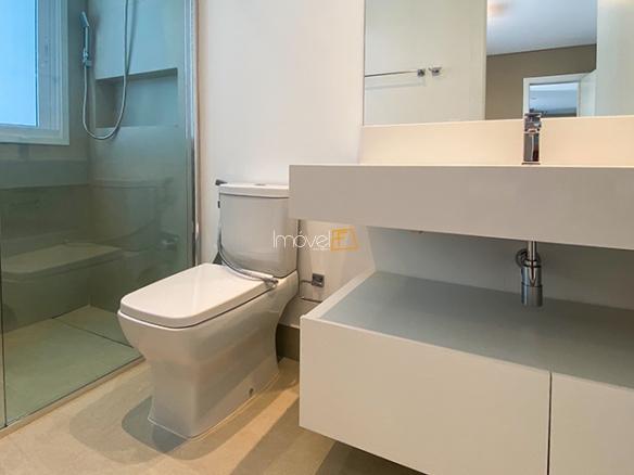 Casa à Venda Condomínio Costa Verde Tabatinga com 8 suítes, 60 metros da praia e 698,93m²
