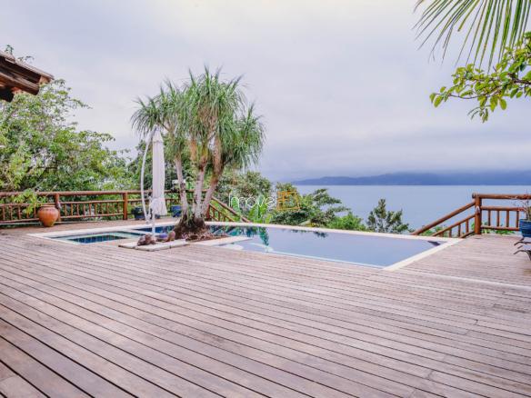 Casa de condomínio para Venda com 5 quartos, em Ponta da Sela em Ilhabela com 446m²