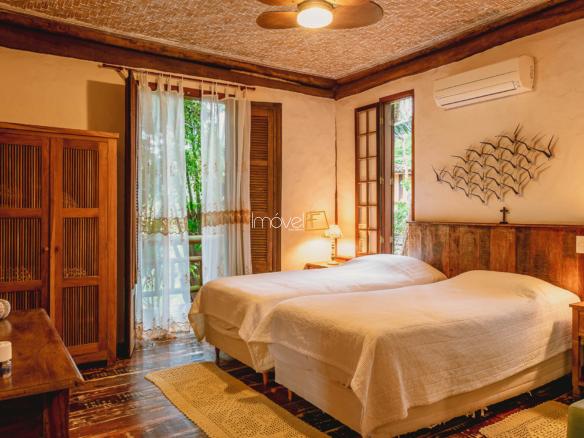 Casa de condomínio para Venda com 5 quartos, em Ponta da Sela em Ilhabela com 446m²