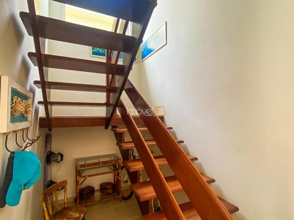 Casa no Condomínio Porto Fino com 5 quartos, na Praia de Mococa com 360 m²