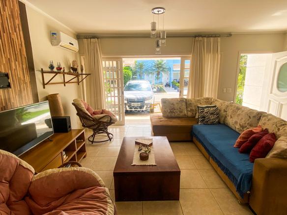 Casa no Condomínio Porto Fino com 5 quartos, na Praia de Mococa com 360 m²