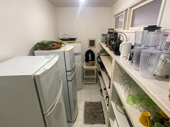 Casa para venda e locação com 6 quartos, em Condomínio Roteiro do Sol, Caraguatatuba – COCANHA com 563m²