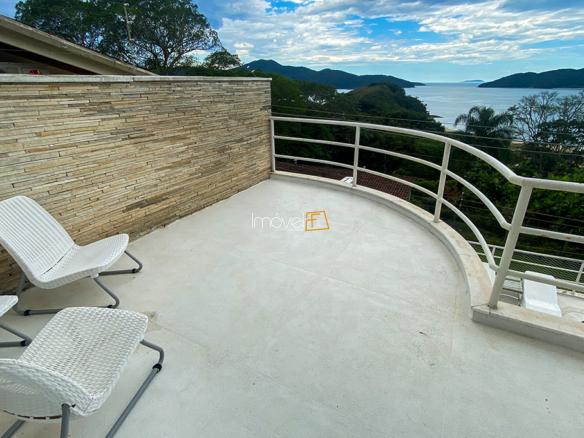 Casa para venda e locação com 6 quartos, em Condomínio Roteiro do Sol, Caraguatatuba – COCANHA com 563m²