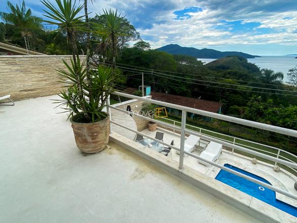 Casa para venda e locação com 6 quartos, em Condomínio Roteiro do Sol, Caraguatatuba – COCANHA com 563m²