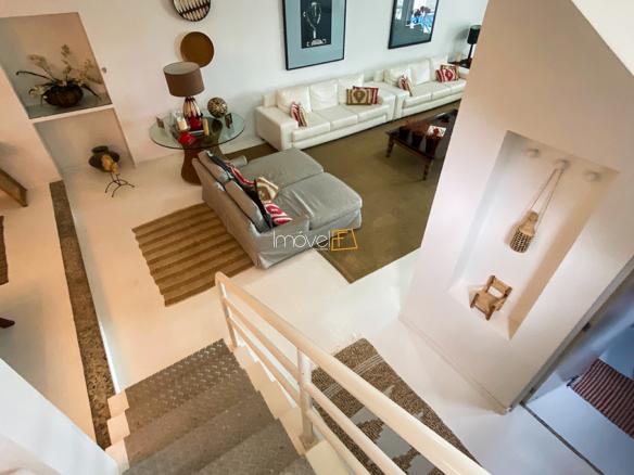 Casa para venda e locação com 6 quartos, em Condomínio Roteiro do Sol, Caraguatatuba – COCANHA com 563m²