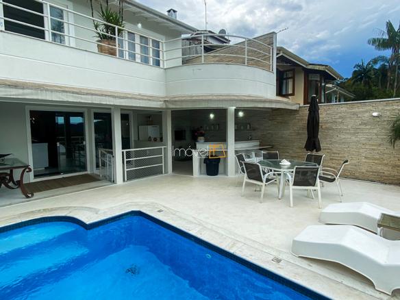 Casa para venda e locação com 6 quartos, em Condomínio Roteiro do Sol, Caraguatatuba – COCANHA com 563m²