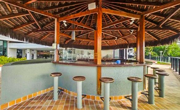 Apartamento na praia das Asturias no Guarujá com 180 m²