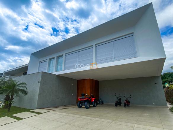 Casa à Venda Condomínio Costa Verde Tabatinga com 7 Suítes e 600m²