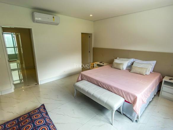 Casa à Venda Condomínio Costa Verde Tabatinga com 7 Suítes e 600m²