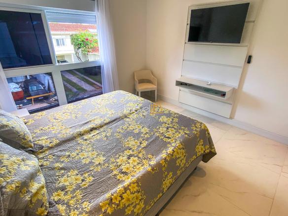 Casa à Venda Condomínio Costa Verde Tabatinga com 7 Suítes e 600m²