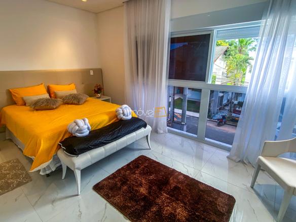 Casa à Venda Condomínio Costa Verde Tabatinga com 7 Suítes e 600m²