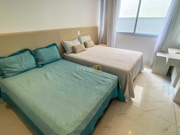 Casa à Venda Condomínio Costa Verde Tabatinga com 7 Suítes e 600m²