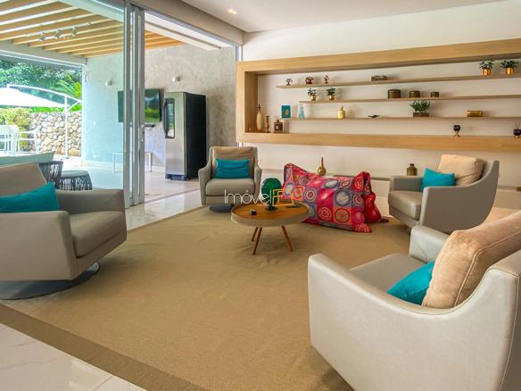 Casa à Venda Condomínio Costa Verde Tabatinga com 7 Suítes e 600m²