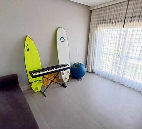Casa a Venda no Condomínio Costa Nova com 05 suítes, 355 m² construídos
