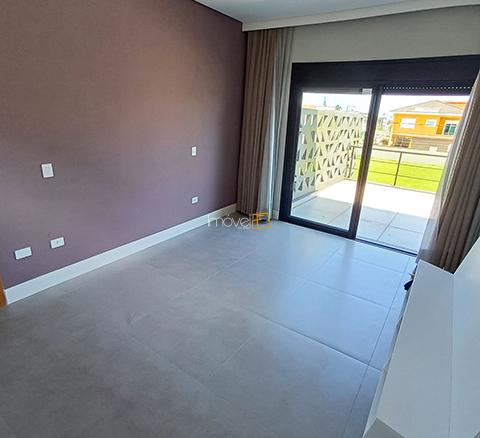Casa a Venda no Condomínio Costa Nova com 05 suítes, 355 m² construídos