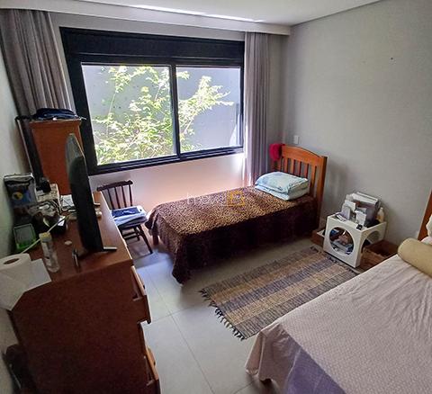 Casa a Venda no Condomínio Costa Nova com 05 suítes, 355 m² construídos