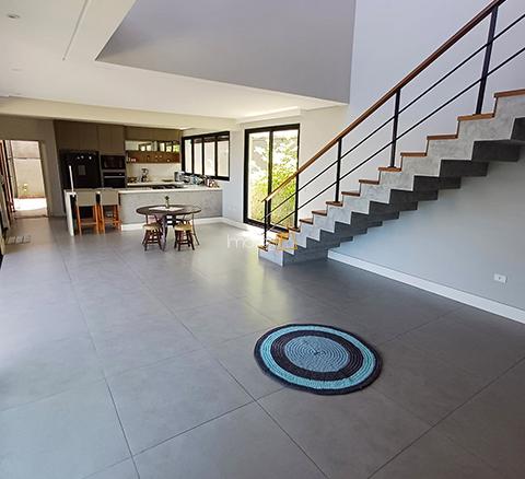 Casa a Venda no Condomínio Costa Nova com 05 suítes, 355 m² construídos