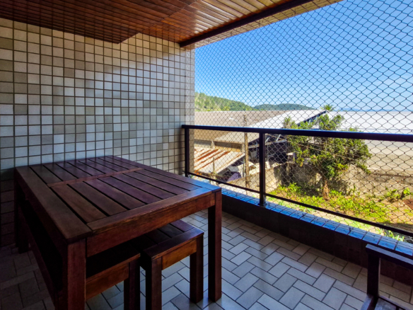 Apartamento para venda e temporada com 3 quartos, em Tabatinga com 101m²