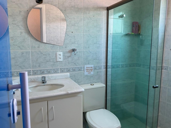Apartamento para Locação com 5 quartos, em MARTIM DE SÁ com 220m²
