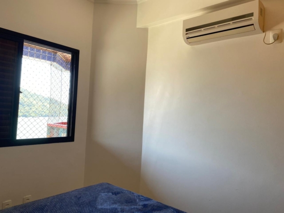 Apartamento para Locação com 5 quartos, em MARTIM DE SÁ com 220m²