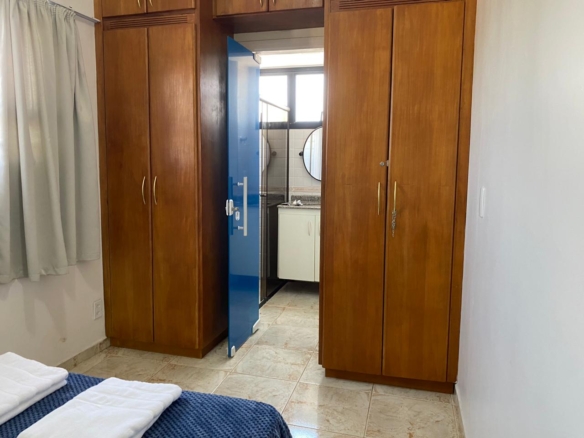 Apartamento para Locação com 5 quartos, em MARTIM DE SÁ com 220m²